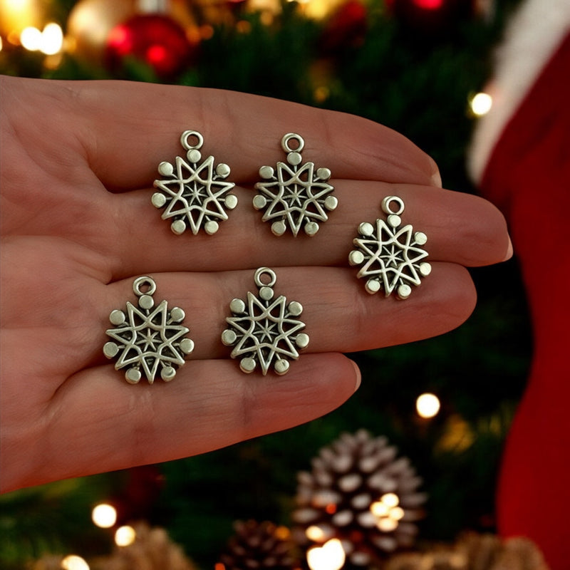 Antique Silver Plated Christmas Snowflake Charms, 5 pcs in a pack, Christmas Collection Charms