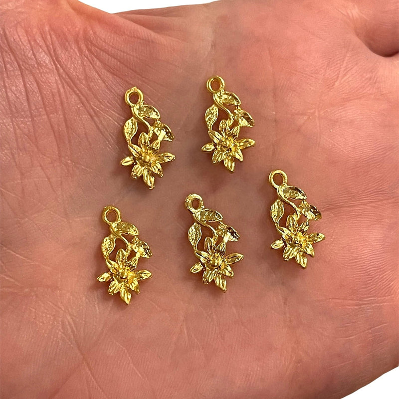 Charmes de fleurs plaqués or mat 24 carats, 5 pièces dans un paquet