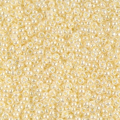 Miyuki Seed Beads 8/0   Butter Cream Ceylon , 0527 £2.5